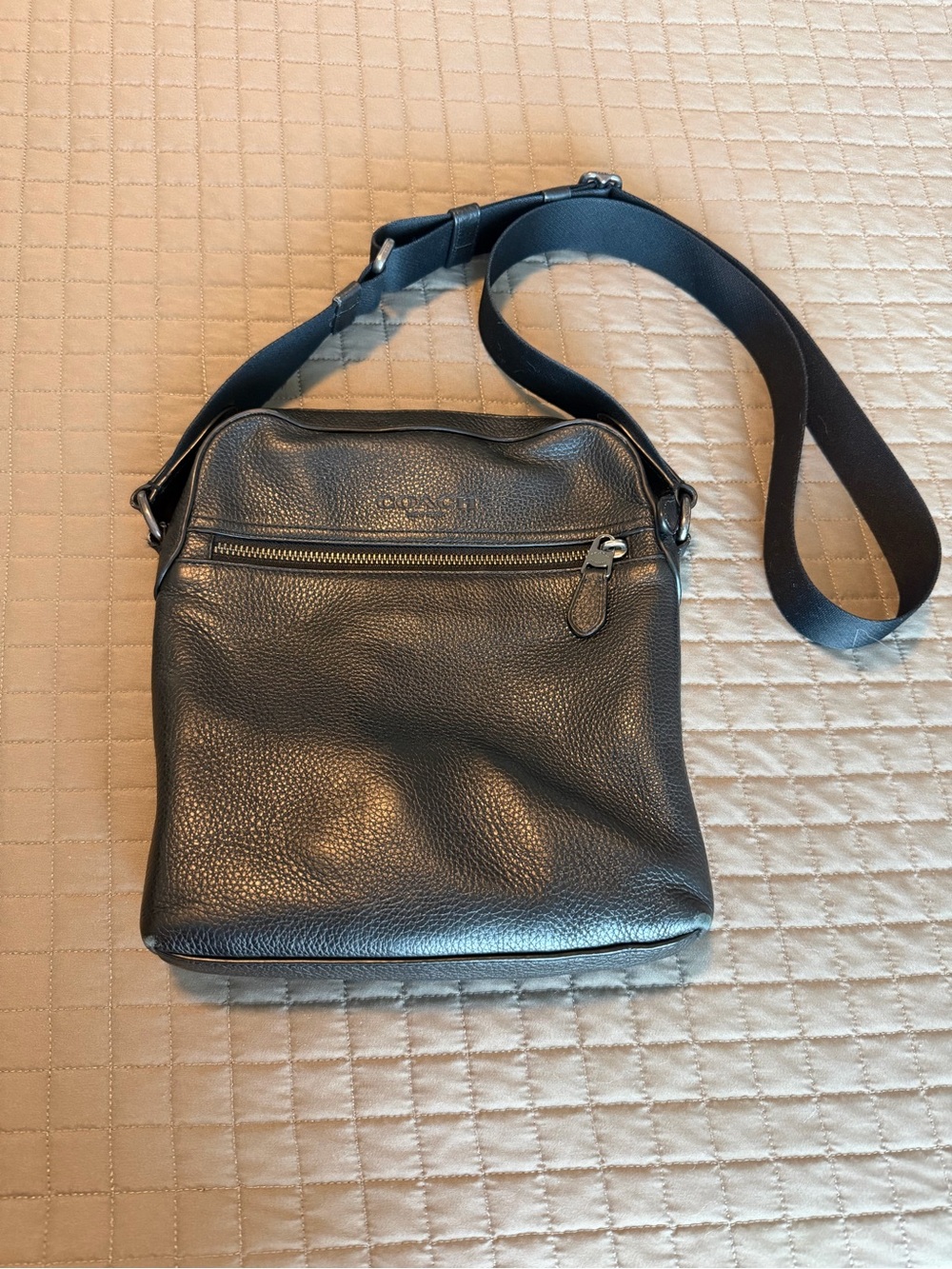 Coach Mens Houston Flight Crossbody Bag 4011 in Pebbled Black Leather
